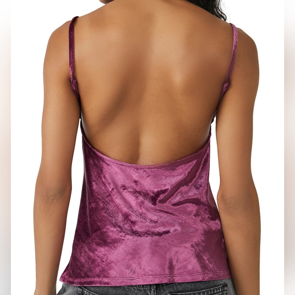SALE🌞FREE PEOPLE Velvet Camisole Size M